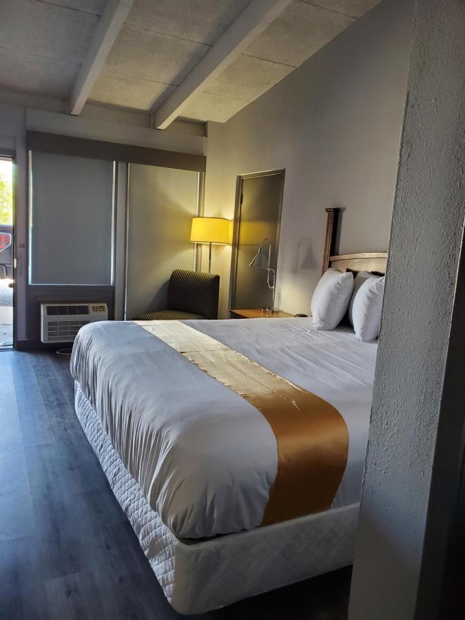 Happy Bay Hotel Bay City Bagian luar foto
